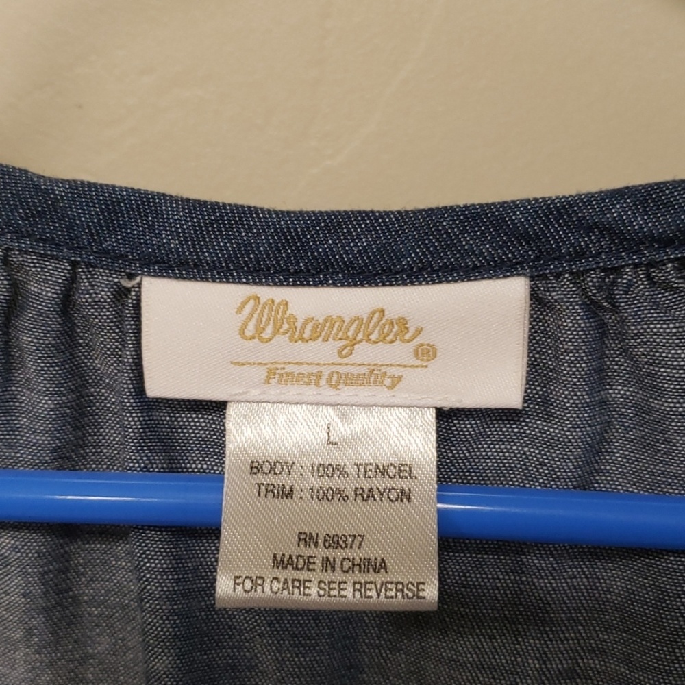 Wrangler Top - Picture 4 of 4